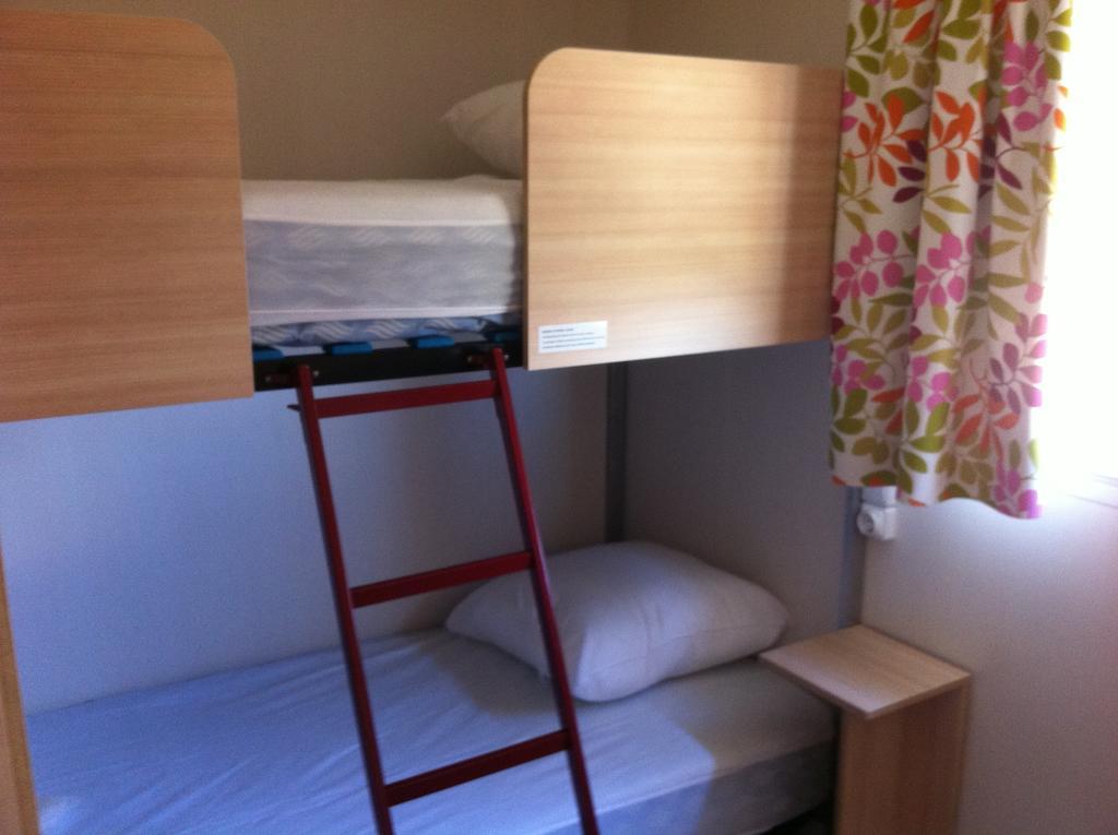 Team Holiday - Camping Mer Et Camargue Ξενοδοχείο Calvisson Δωμάτιο φωτογραφία